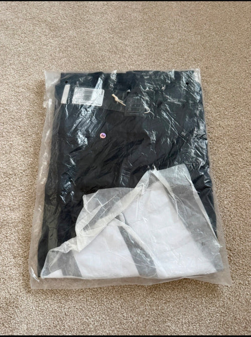 adidas Men’s Black Logo Graphic Print Crew Neck Short Sleeve T-Shirt M