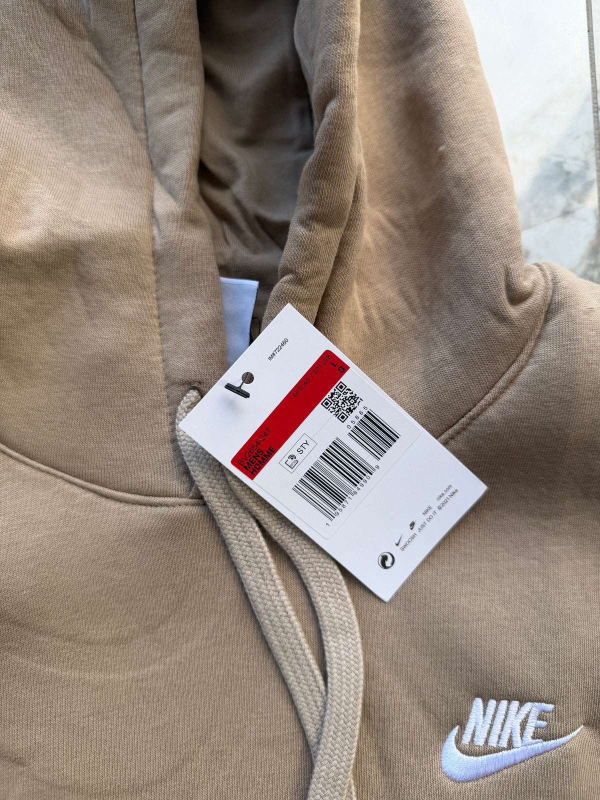 Nike Men's Sportswear Beige Pullover Fleece Hoodie Embroidered Logo L BV2654