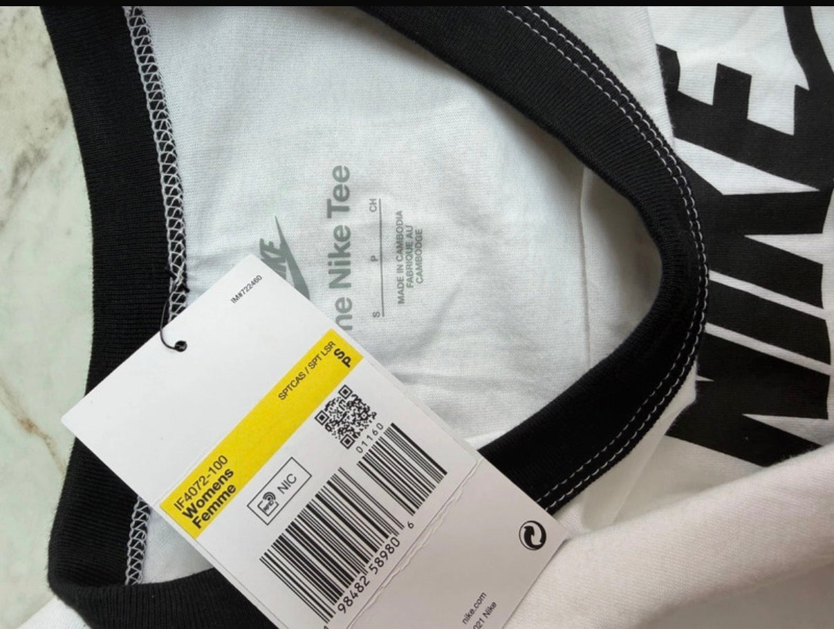 Nike Women’s The Nike Tee White/Black Logo Crew Neck Cotton Jersey T-Shirt S