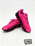 Nike Air DN8 PINK AND BLACK Size UK 8.5