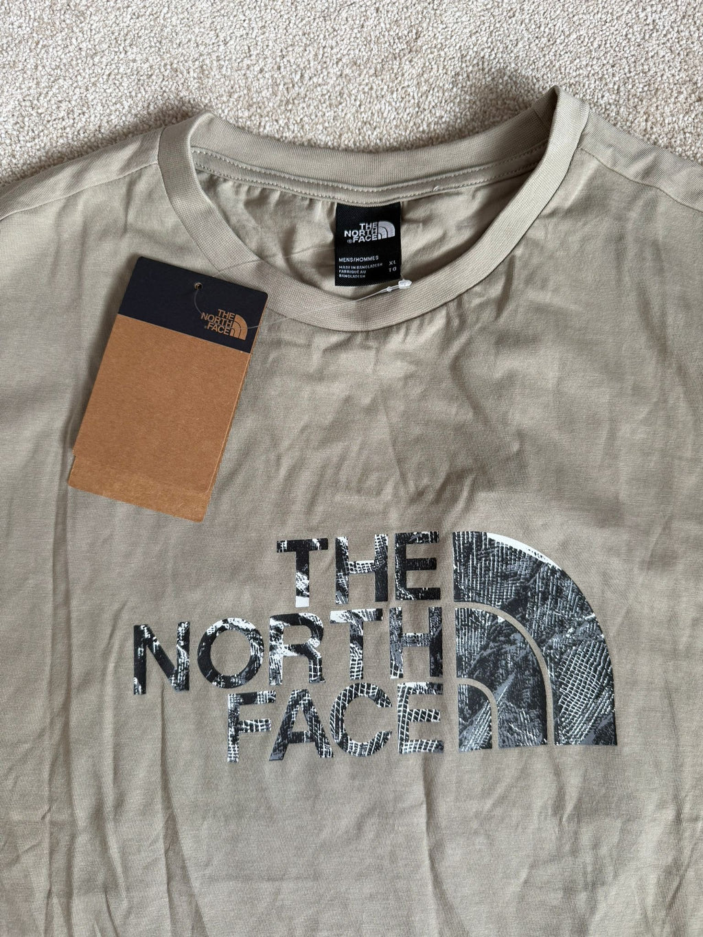 The North face Clay grey Graphic T-Shirt size XL mens