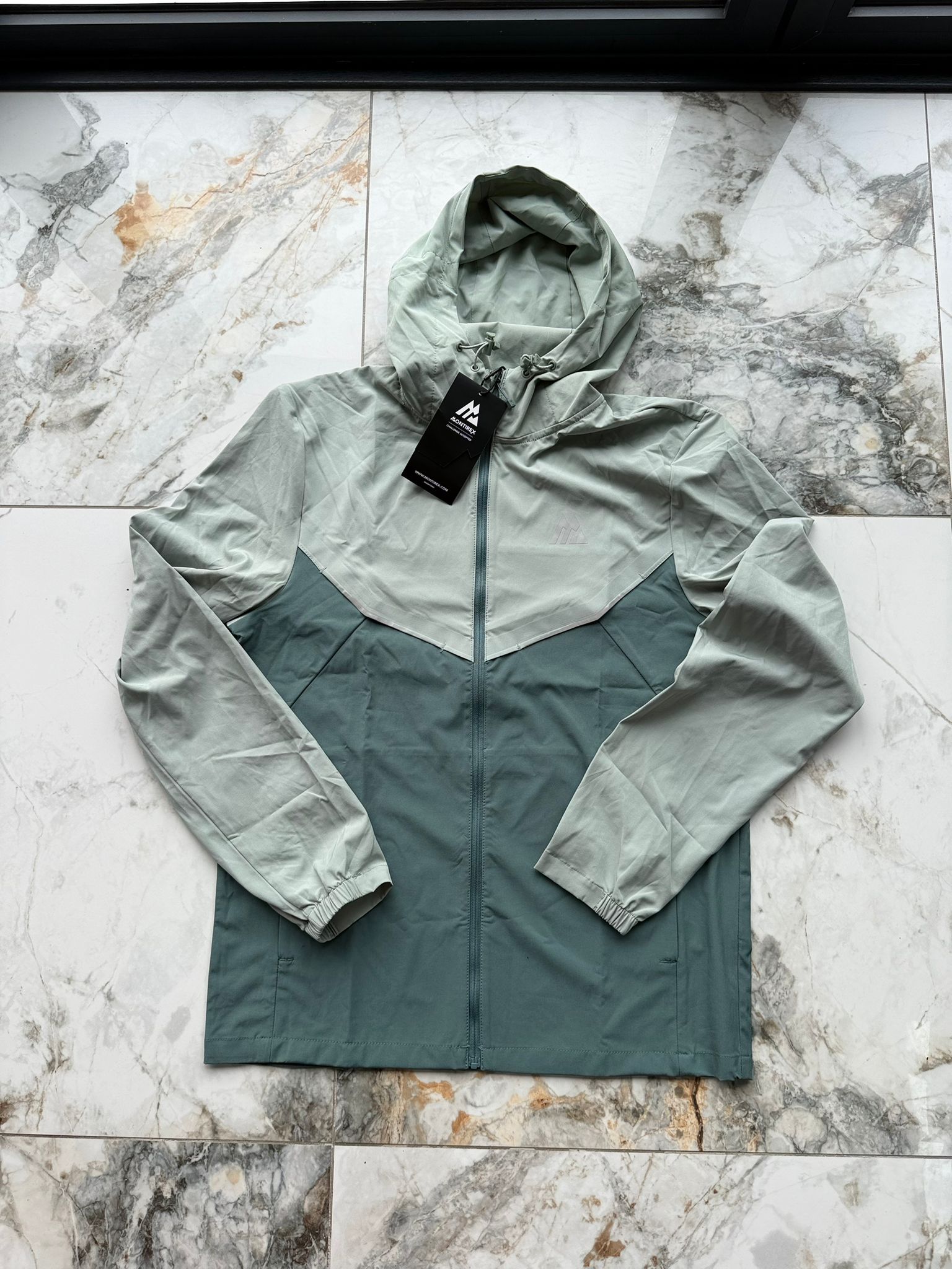 Montirex Men's Swift Hooded Full Zip Windbreaker Jacket Grey/Green Size Small