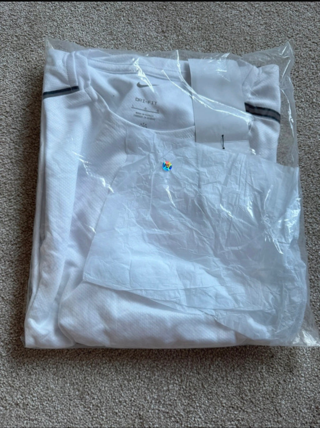 Nike Dri-FIT Men's White Polyester Graphic Logo Crew Neck T-Shirt Size S Miler