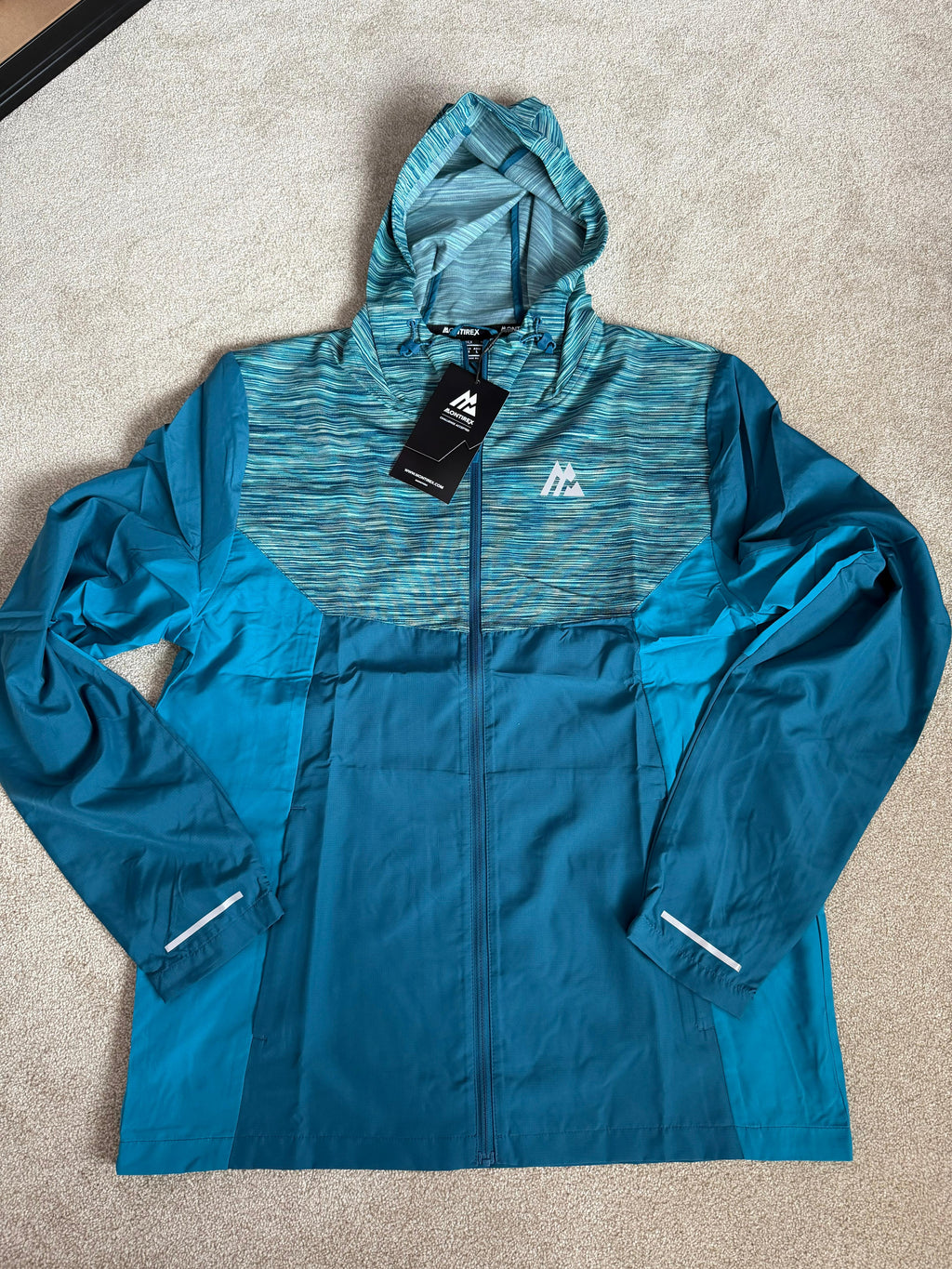 Montirex Trail windbreaker & Dri Fit T-Shirt set. Size Medium