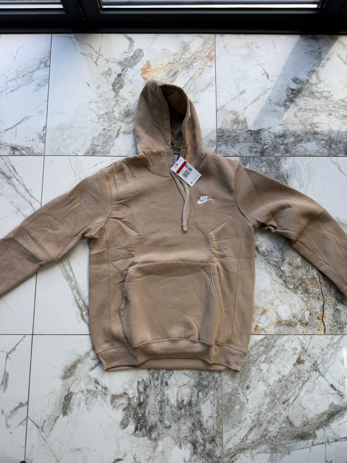 Nike Men's Sportswear Beige Pullover Fleece Hoodie Embroidered Logo L BV2654