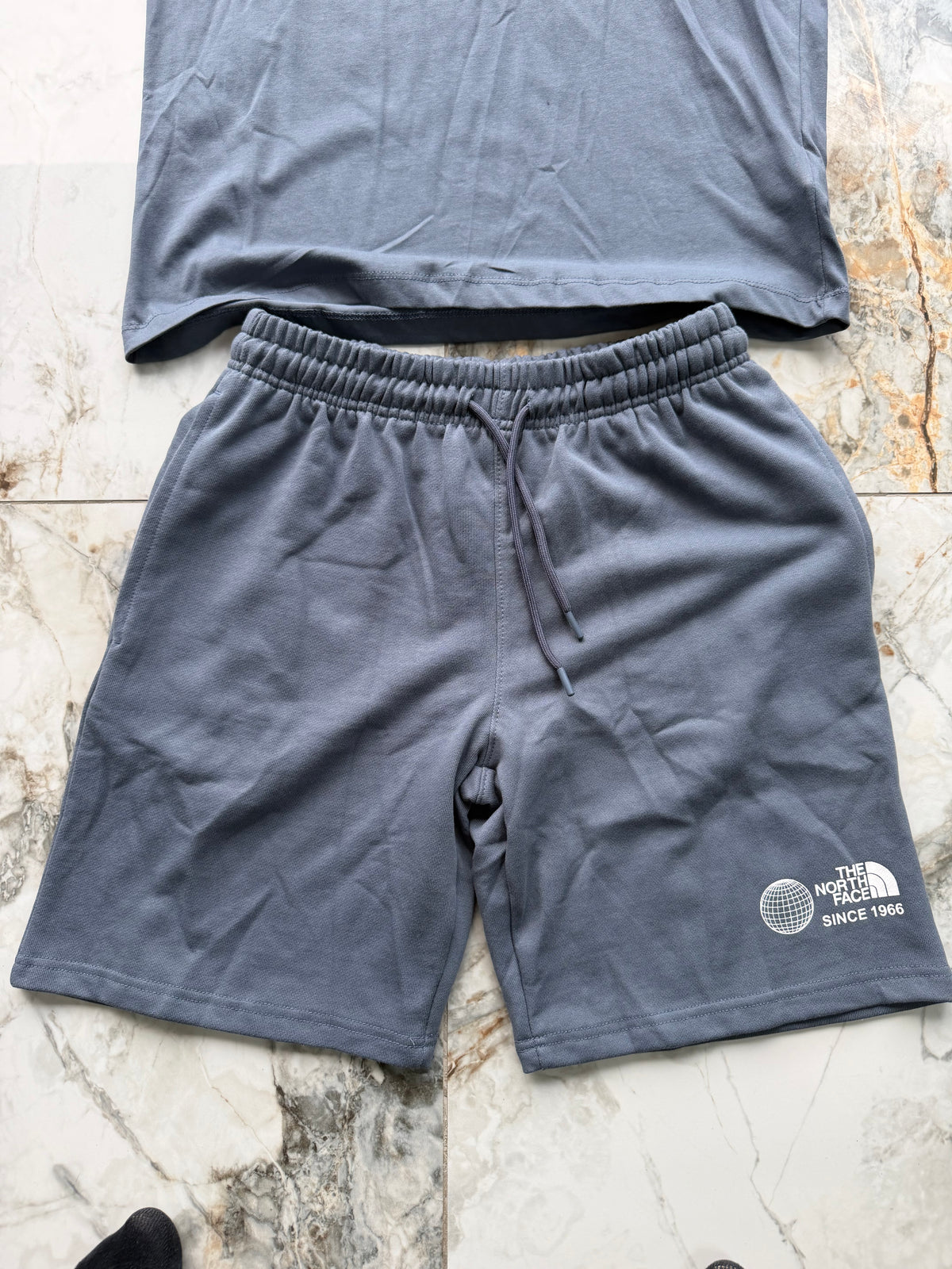 The North Face Logo Men's 2pc T-Shirt & Shorts Set Drawstring Grey S