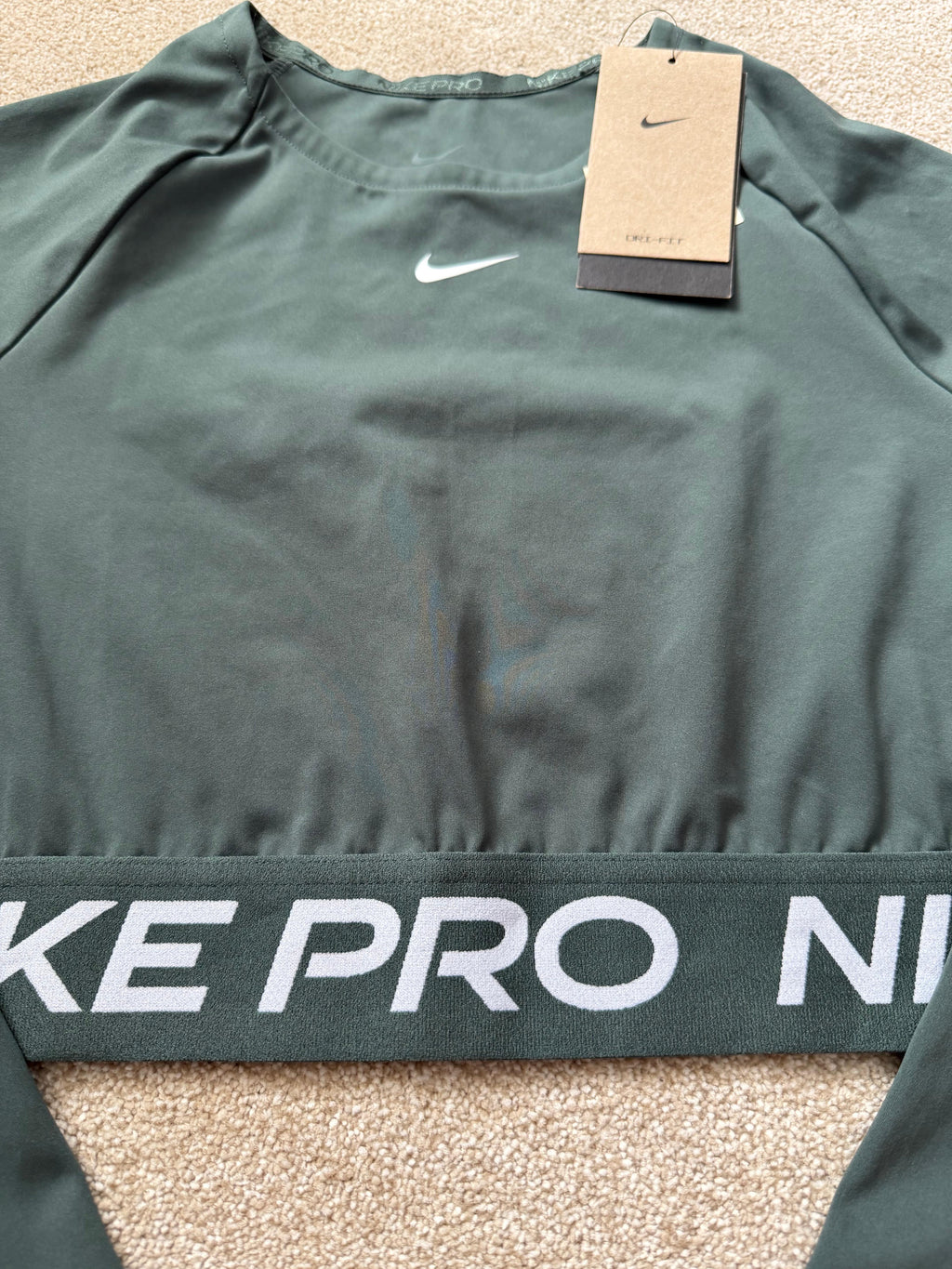 Nike Pro Dri-FIT Women's Cropped Long Sleeve Crew Neck Stretch Top Dark Green L