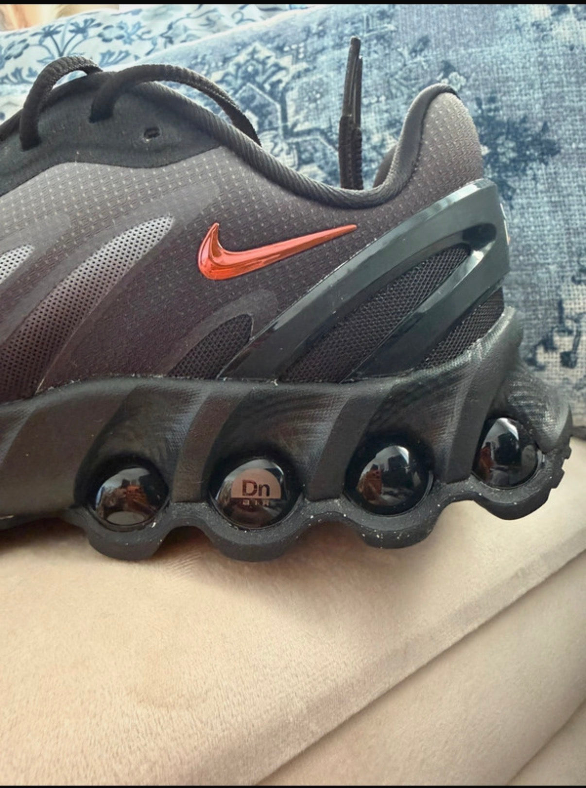 Nike Air Max DN8 (GS) Kids Trainers UK 6 EU 40 Grey Black Orange HF7310 022