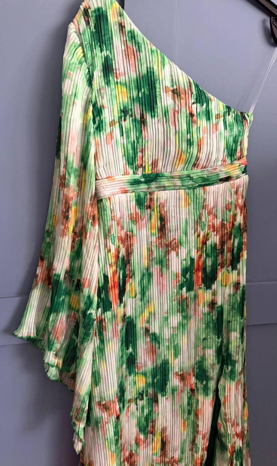 Boohoo Green Floral Pleated Maxi Dress size 10