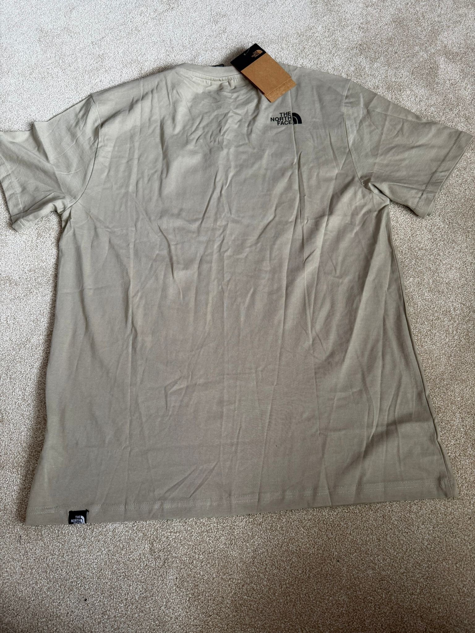 The North face Clay grey Graphic T-Shirt size XL mens