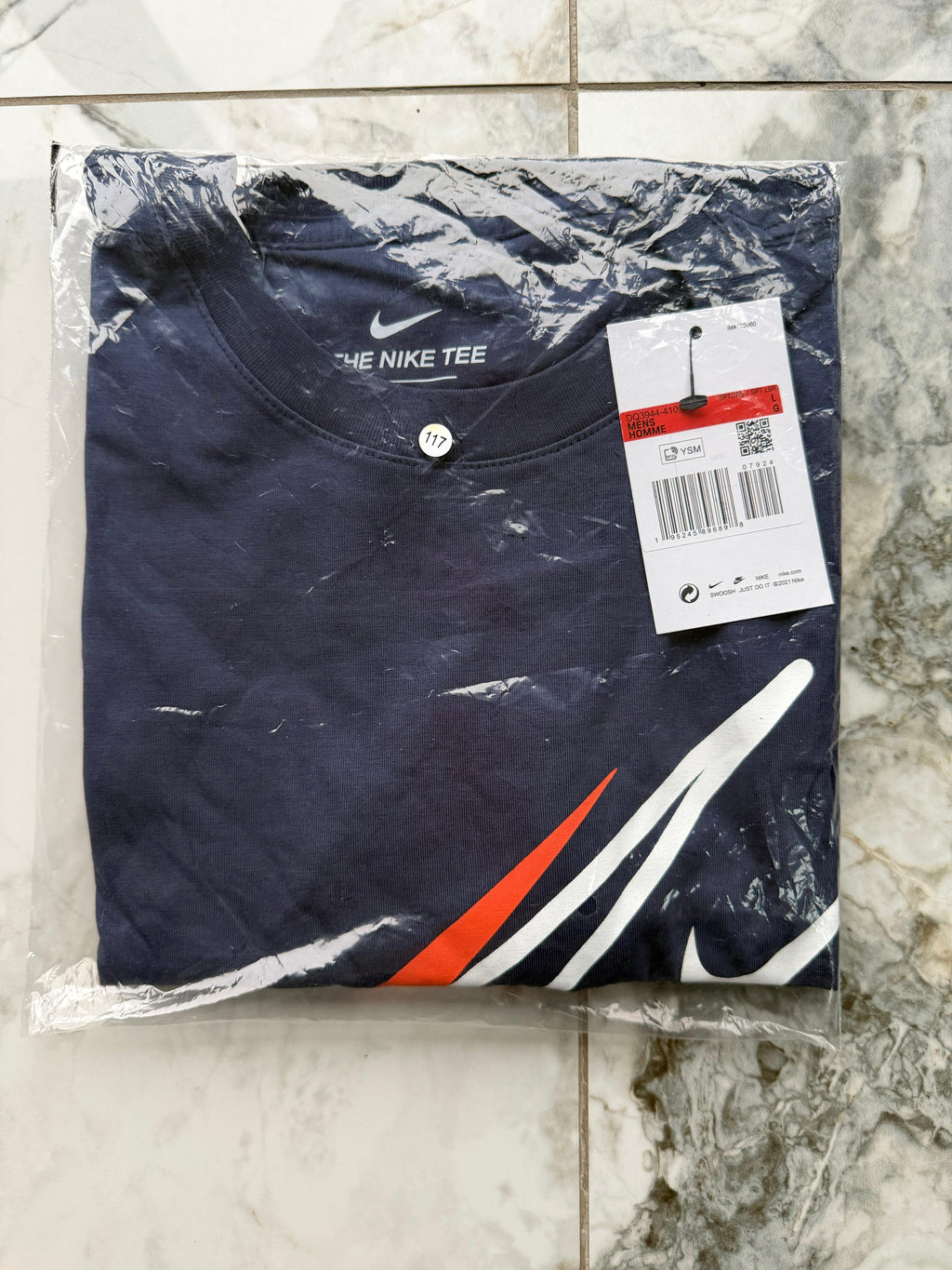 Nike Men’s Navy Logo Graphic Print Crew Neck Short Sleeve T-Shirt LARGE
