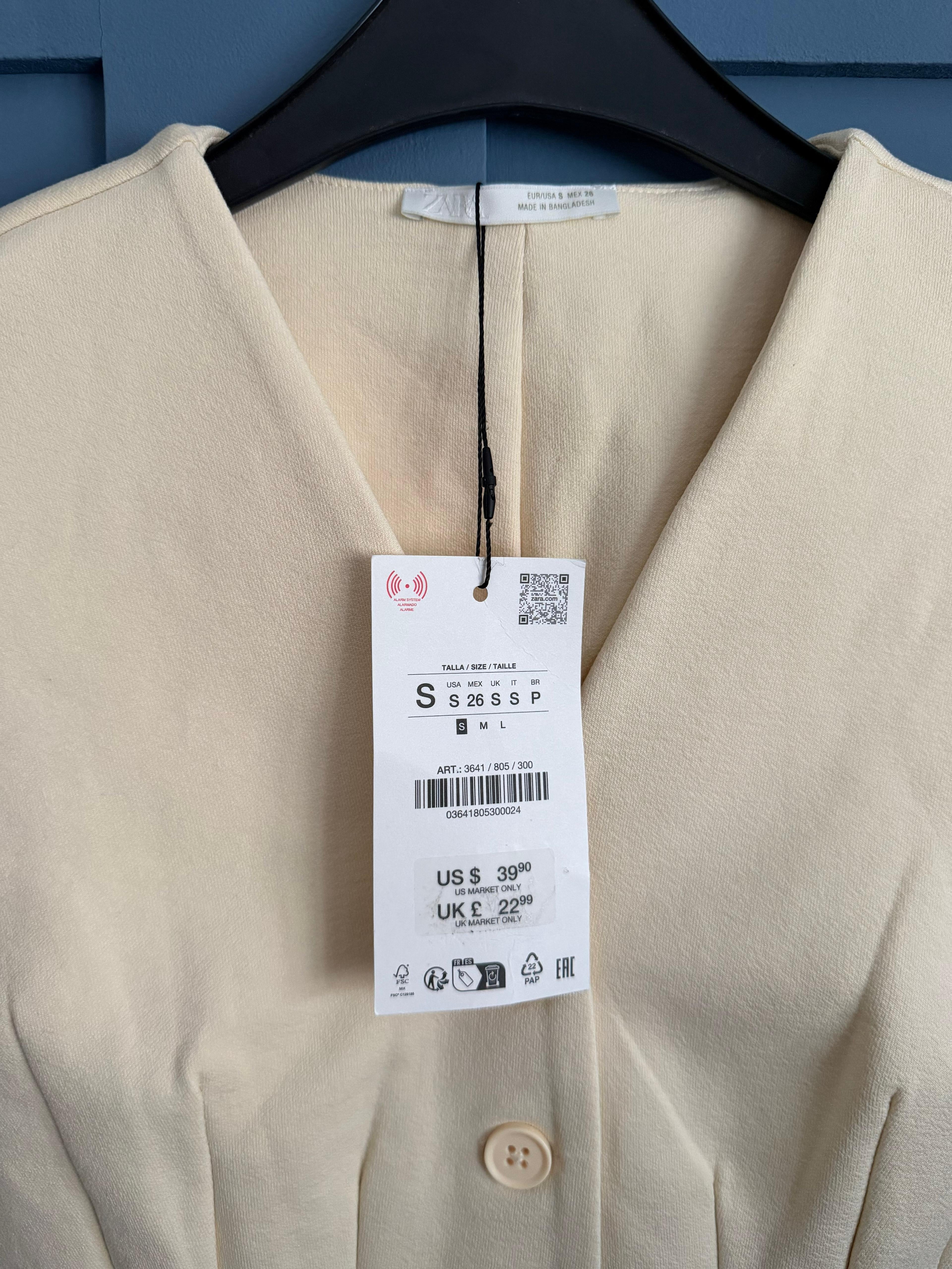 Zara 2 Piece interlock baloon trouser and buttoned waistcoat size S