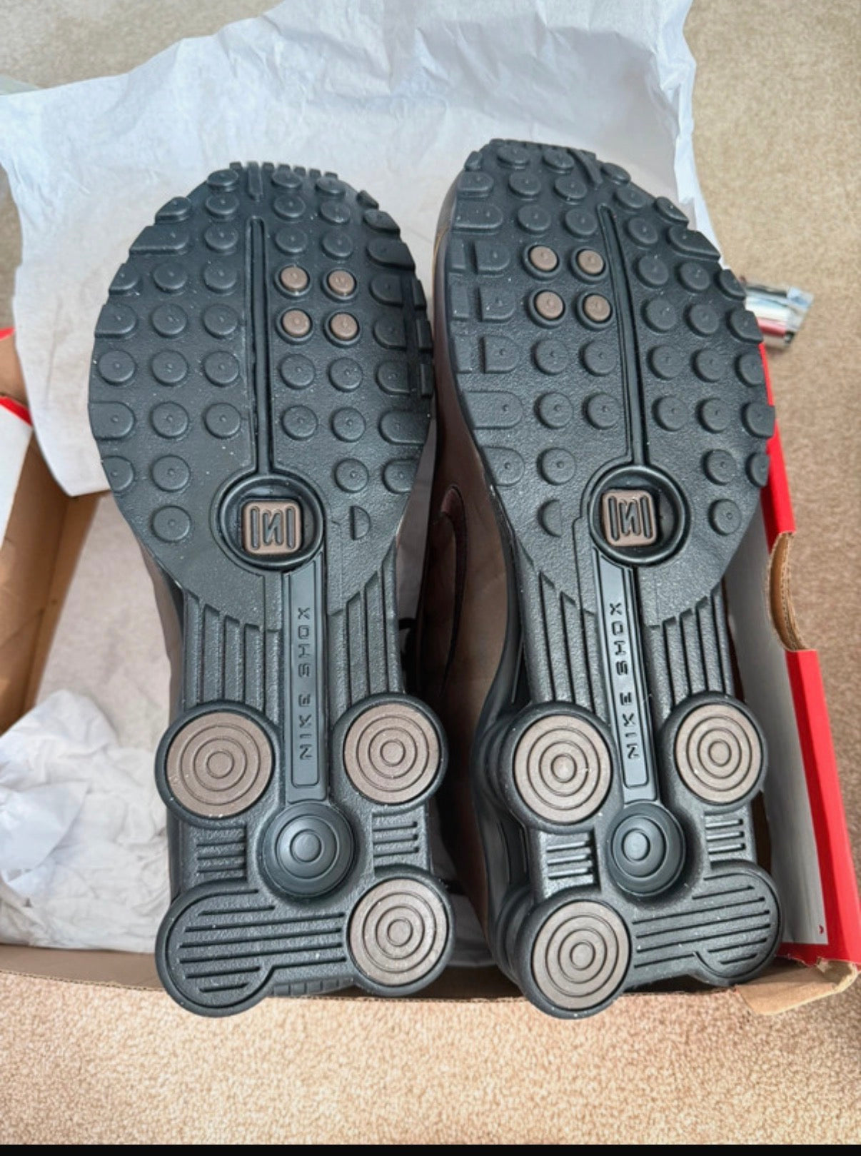 Nike Shox R4 Men’s Lace-Up Low Top Trainers Grey/Black UK 9 EU 44 AR3565-007