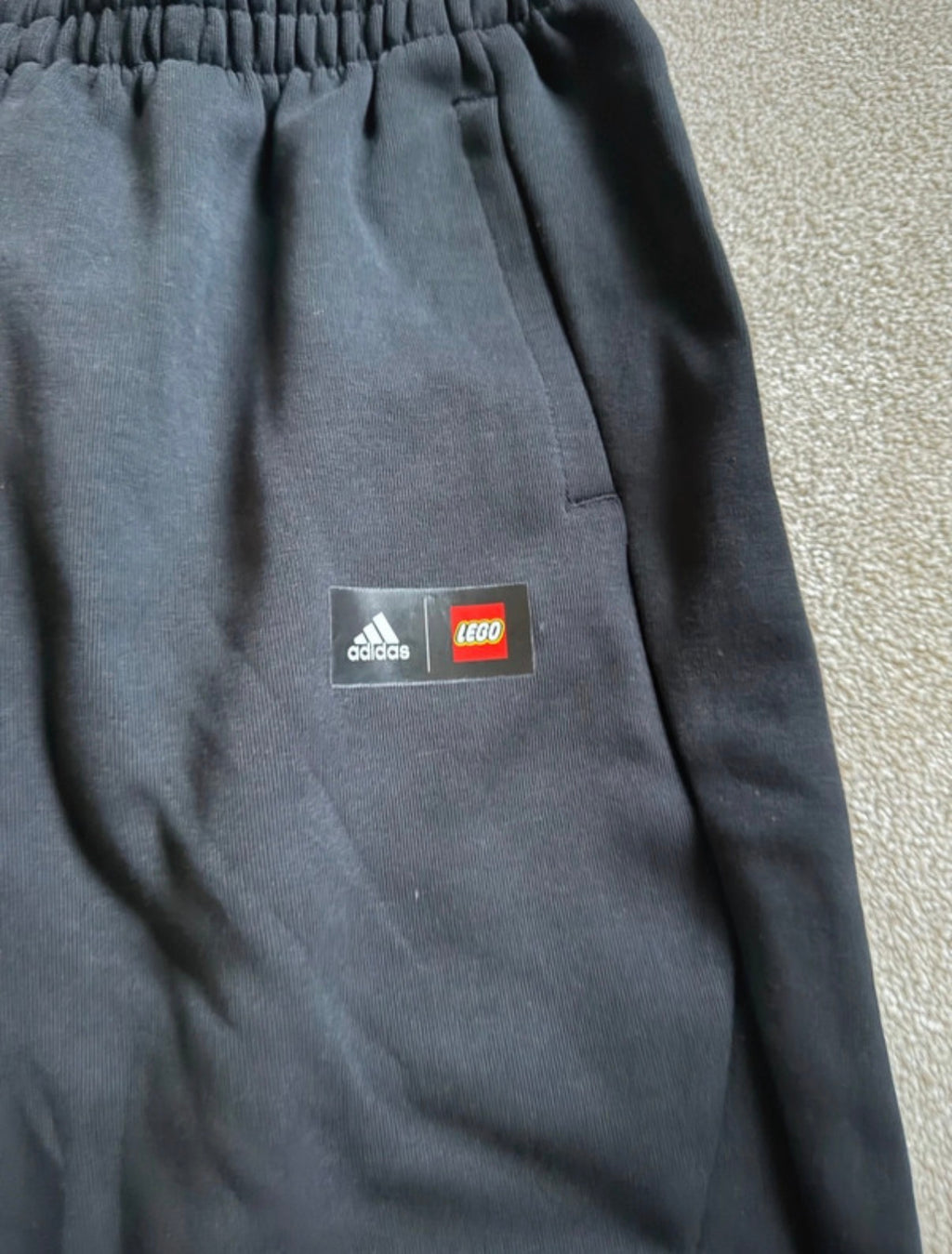 adidas x LEGO U LEGO V Pant Black Fleece Jogger Trousers Pockets Size S Teens