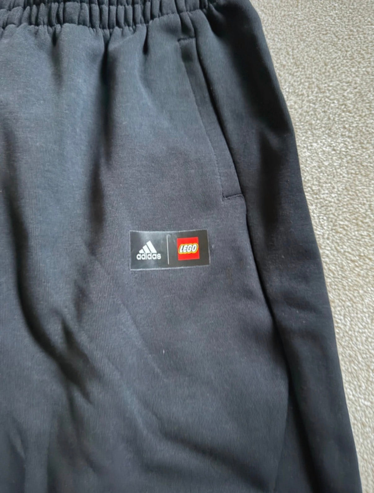adidas x LEGO U LEGO V Pant Black Fleece Jogger Trousers Pockets Size S Teens