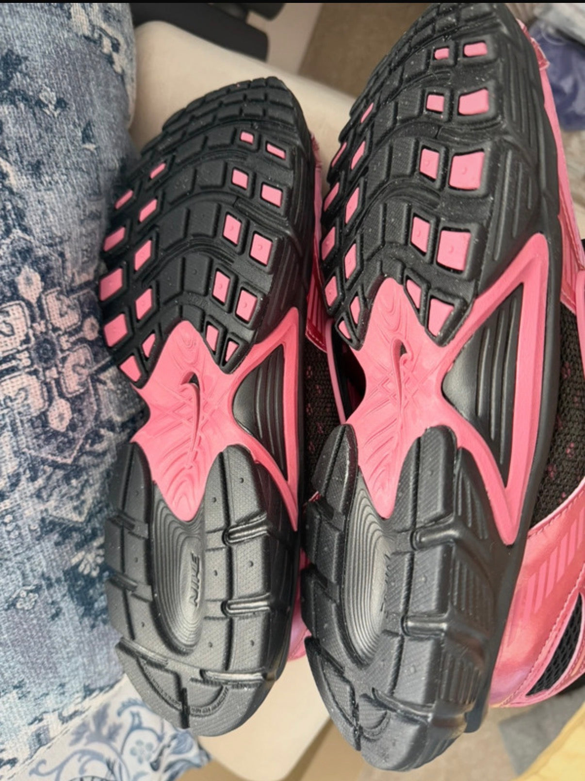 Nike V5 RNR Women's Black/Pink Lace-Up Low Top Trainers UK 6.5 EU 40.5