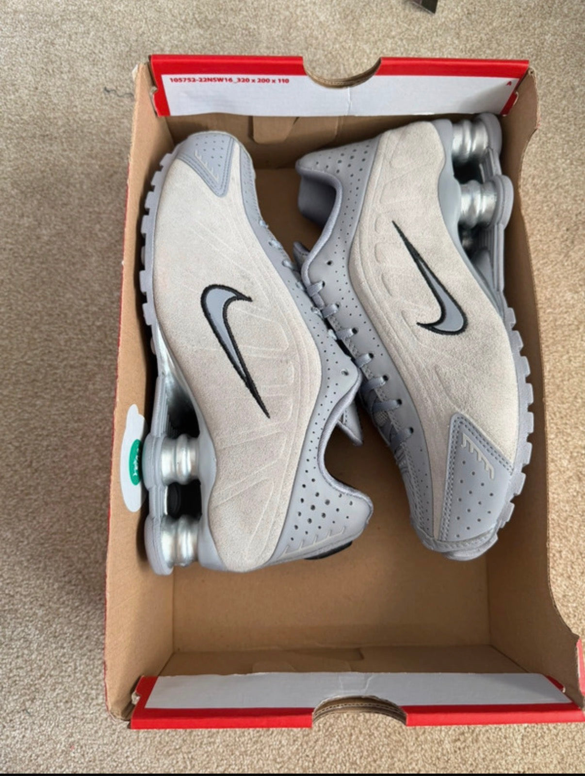 Nike Shox R4 Women's Grey/Black Lace-Up Low Top Trainers UK 4 EU 37.5