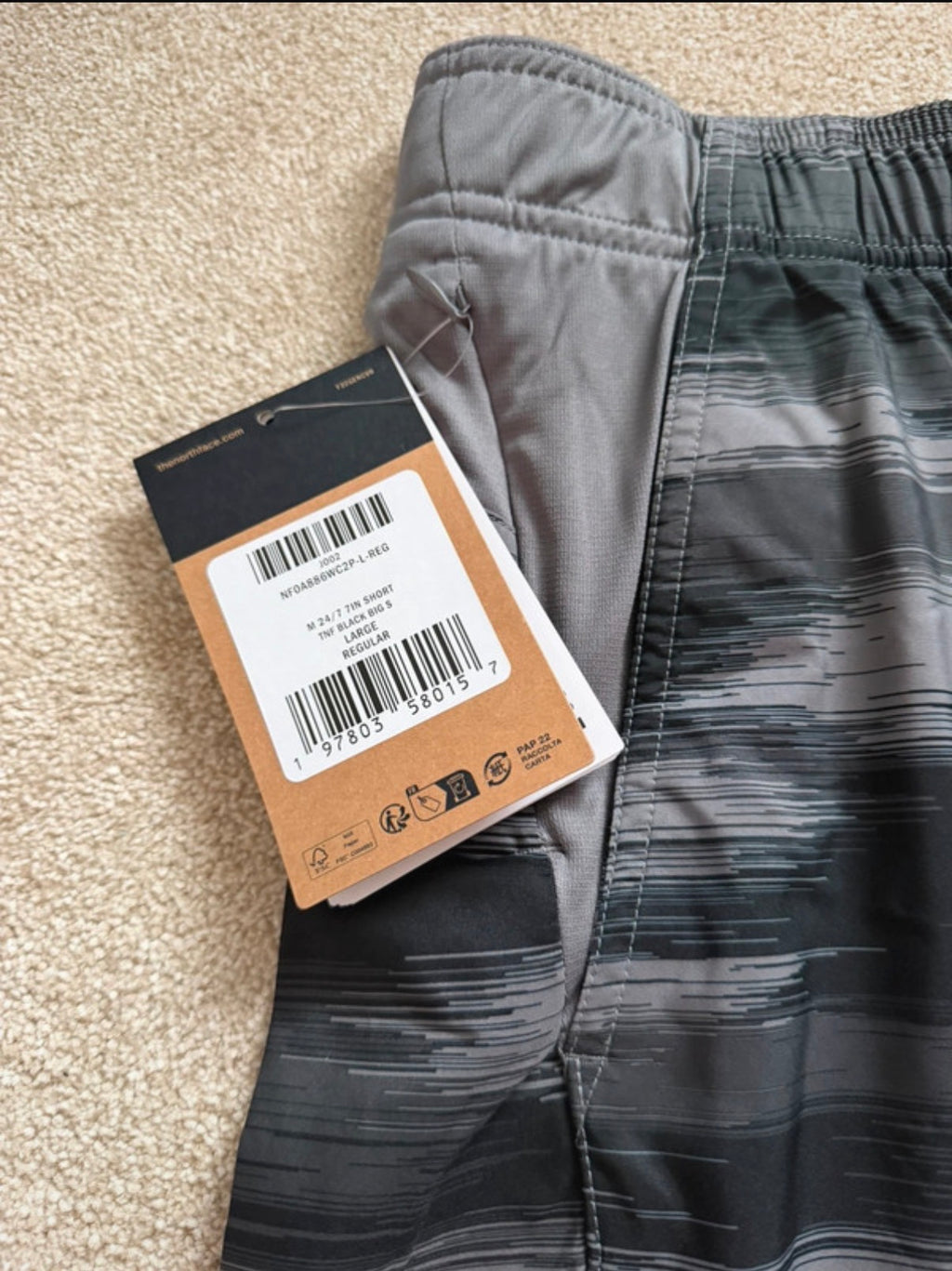 The North Face Men's Sweat Shorts L Regular Grey/Black Striped Logo Pockets