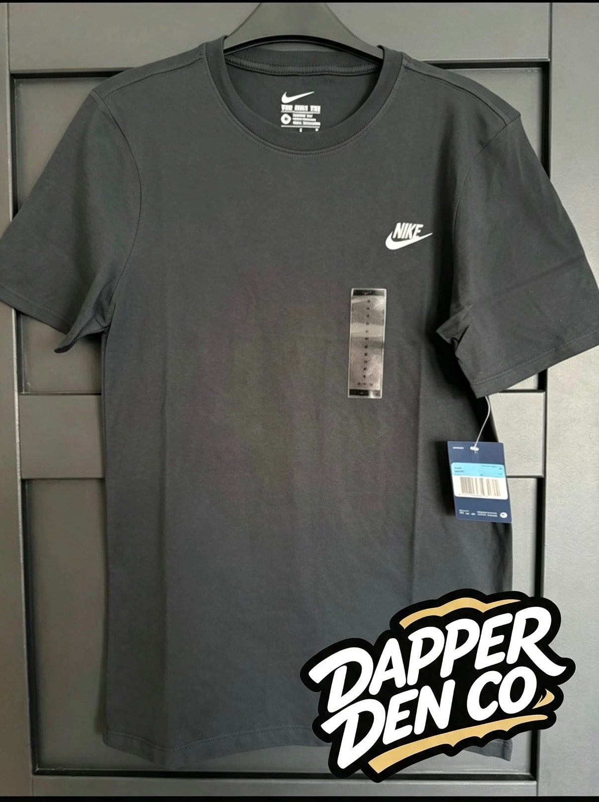Nike Men’s Black Solid Logo Crew Neck Short Sleeve Regular T-Shirt M DRI FIT