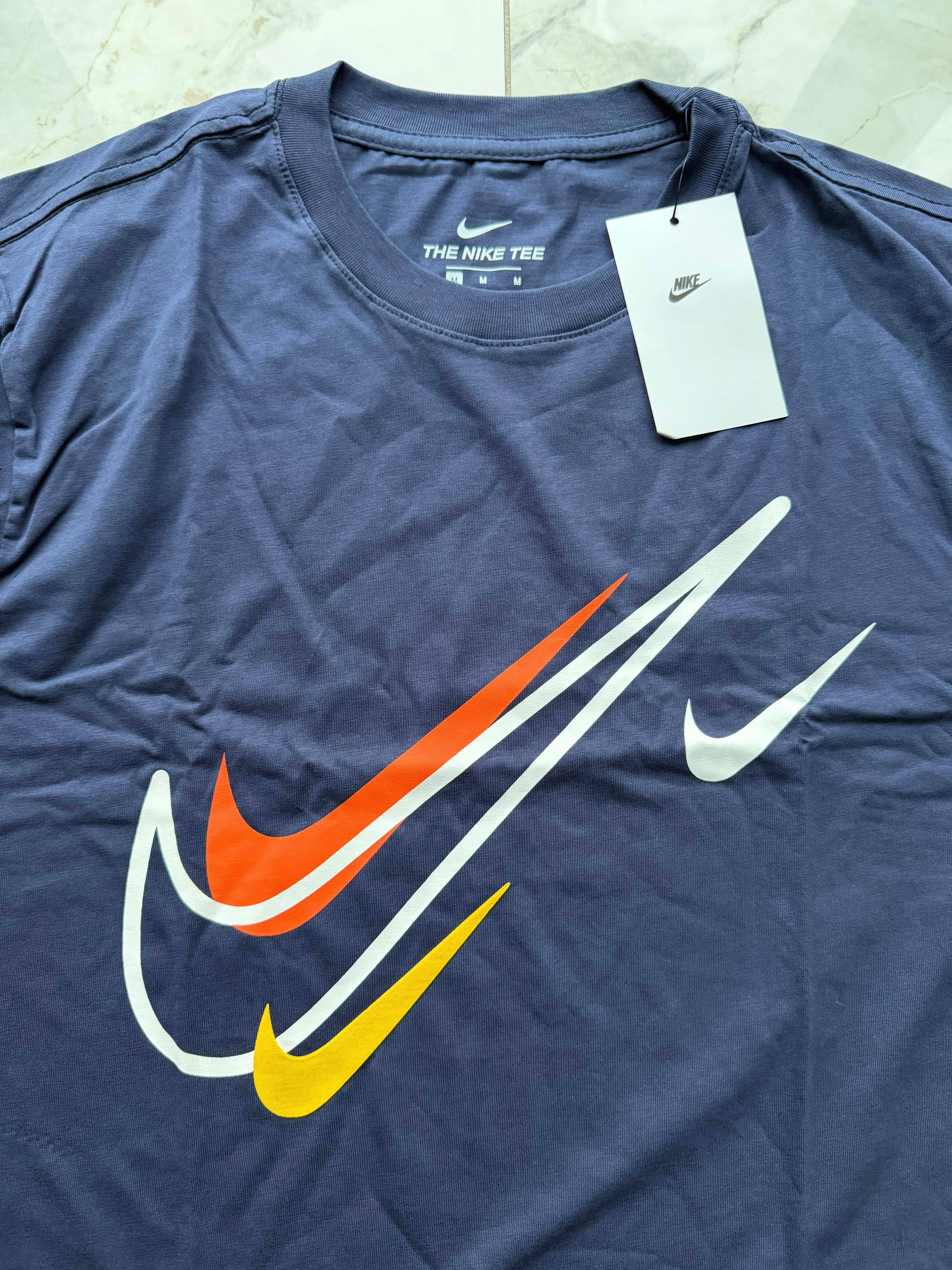 Nike Men’s Navy Logo Graphic Print Crew Neck Short Sleeve T-Shirt LARGE