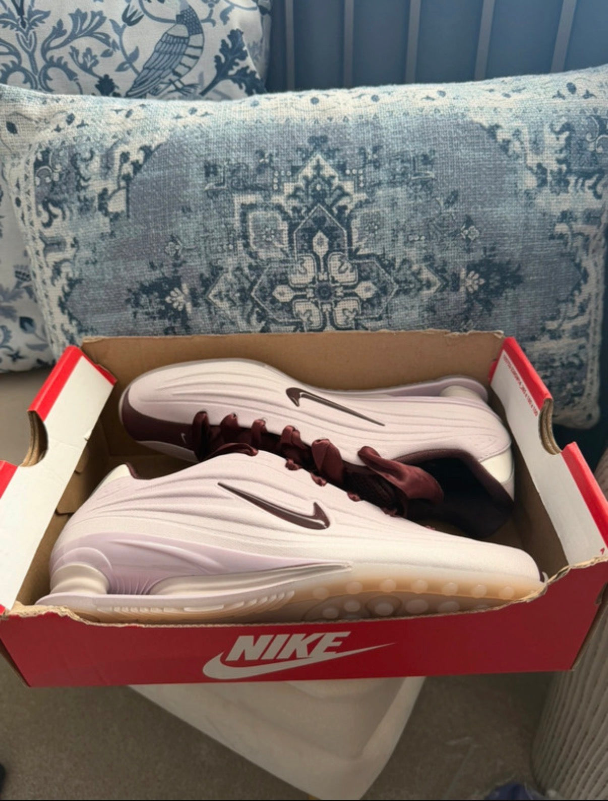 Nike Shox Z SE Women's Pink/Burgundy Lace-Up Low Top Trainers UK 4.5 EU 38