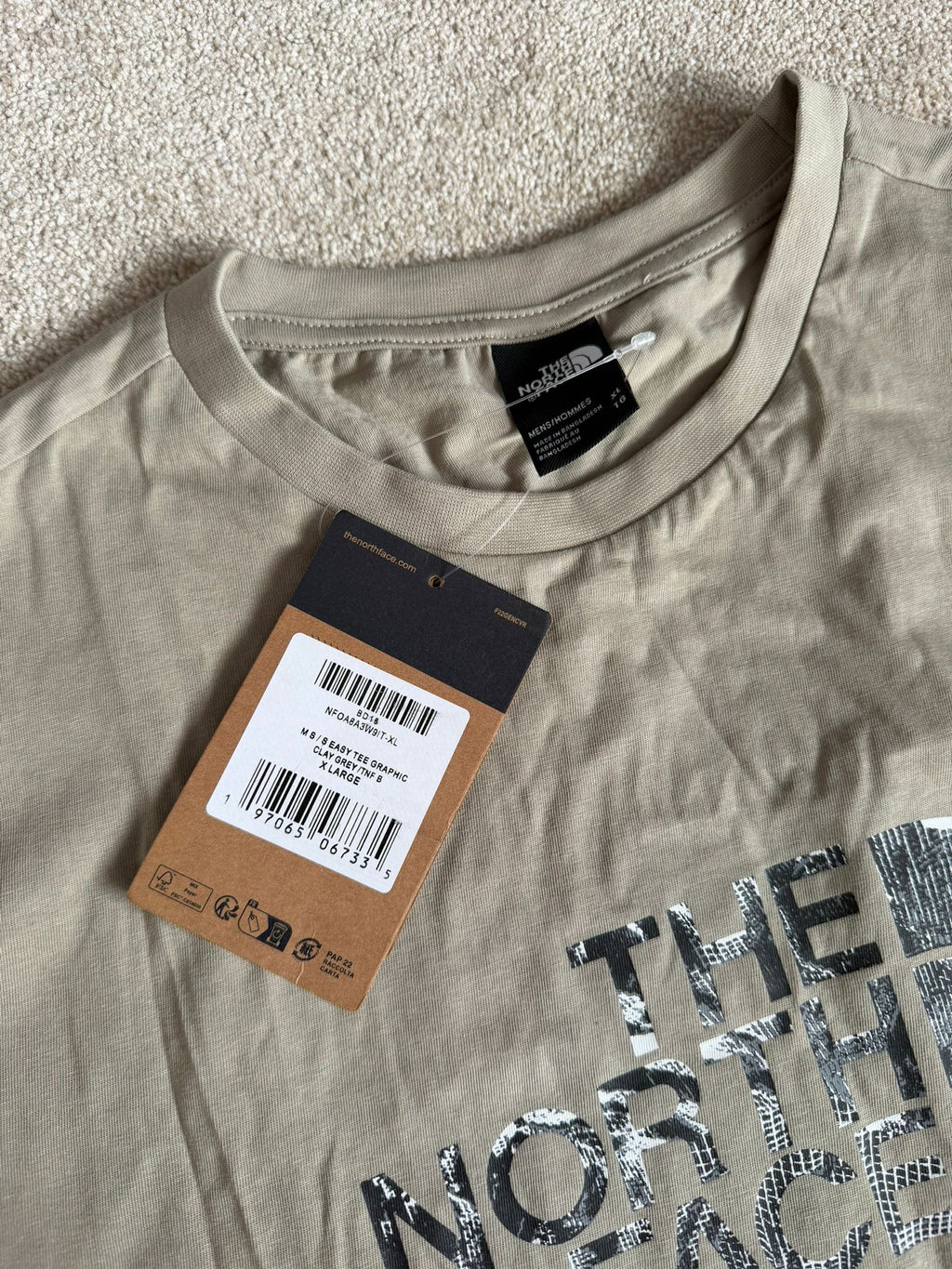 The North face Clay grey Graphic T-Shirt size XL mens