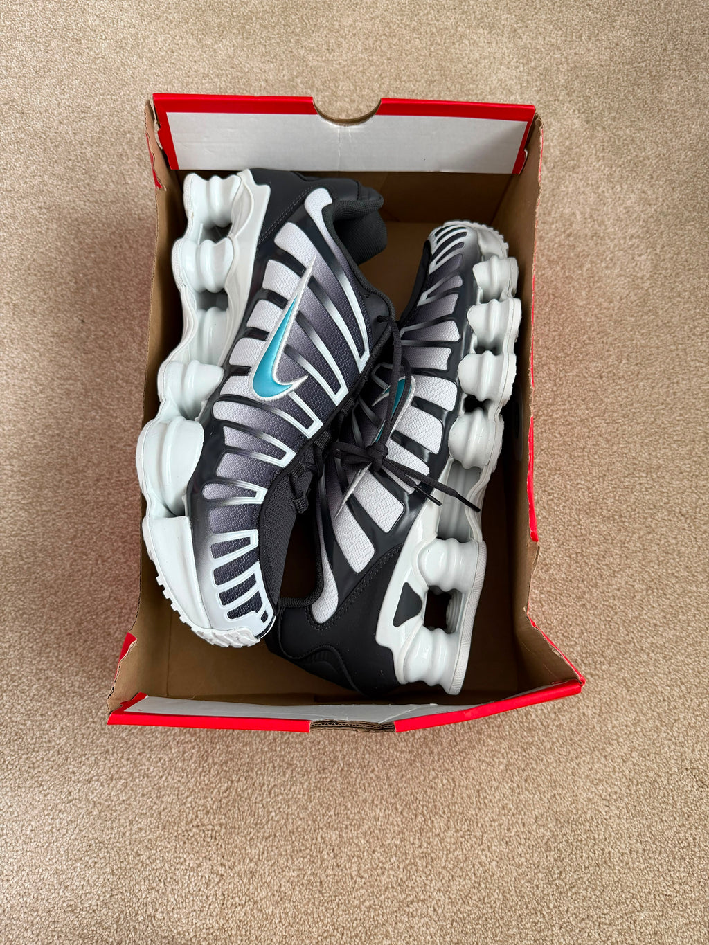 Nike Shox TL Mens size 10 Black/White/Blue
