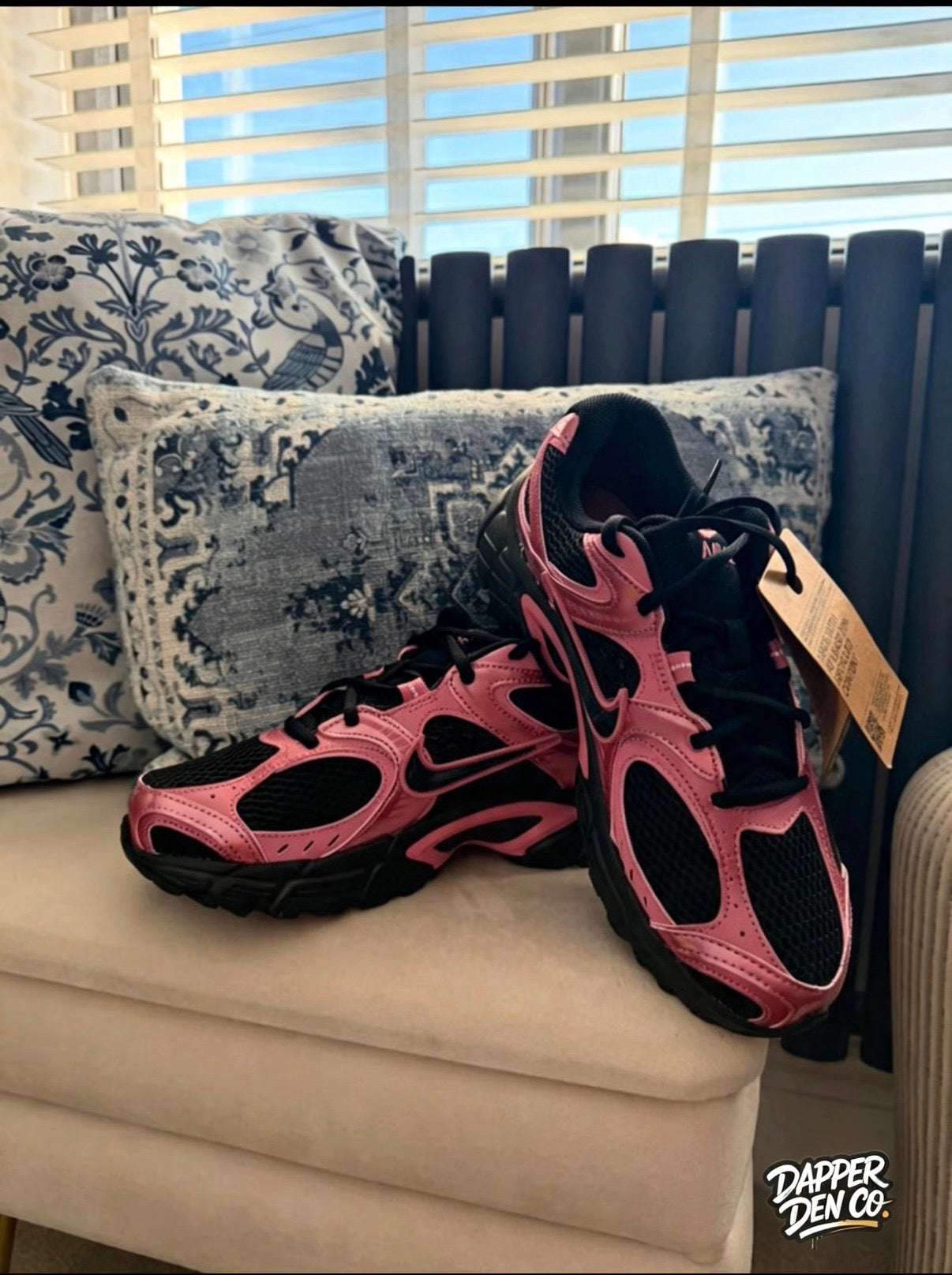 Nike V5 RNR Women's Black/Pink Lace-Up Low Top Trainers UK 6.5 EU 40.5