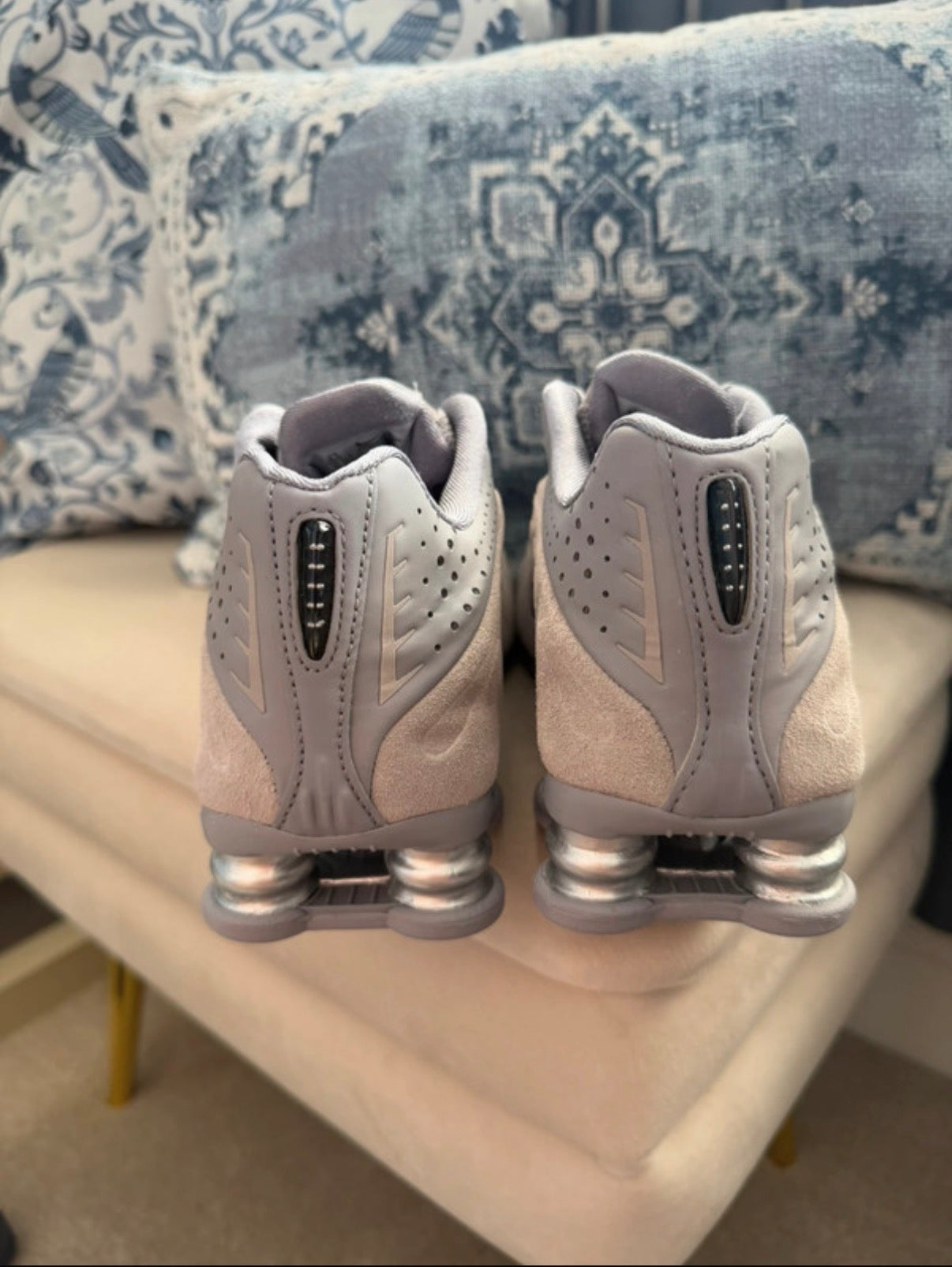 Nike Shox R4 Women's Grey/Black Lace-Up Low Top Trainers UK 4 EU 37.5
