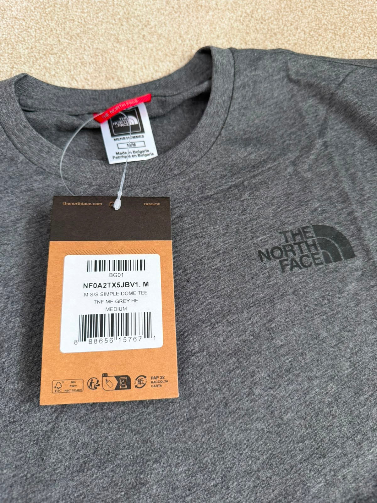 The North Face Simple dome Tshirt mens MEDIUM