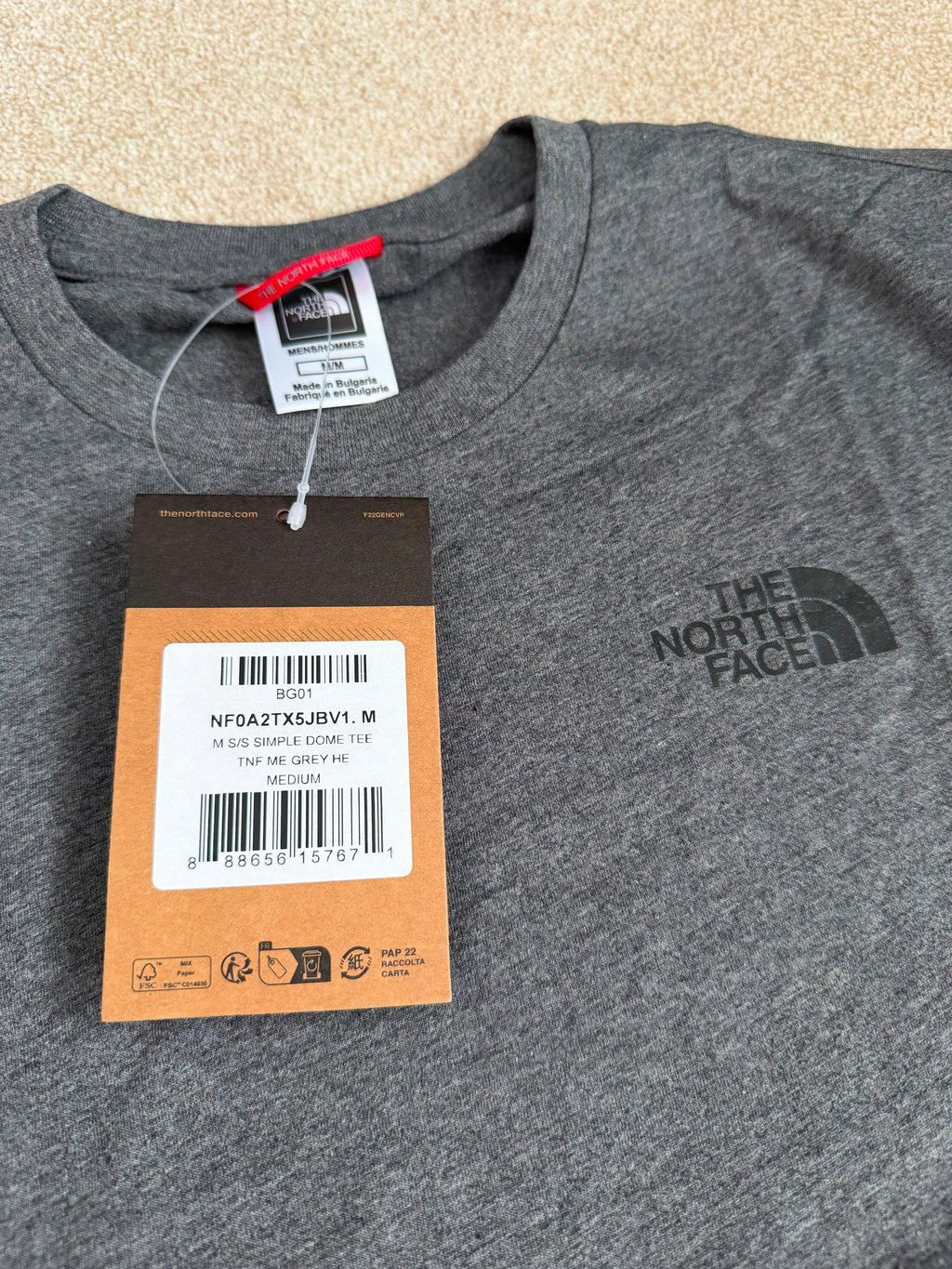 The North Face Simple dome Tshirt mens MEDIUM