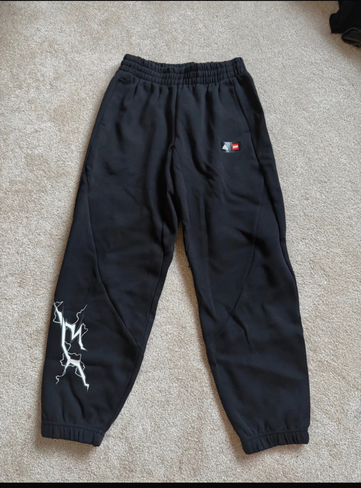 adidas x LEGO U LEGO V Pant Black Fleece Jogger Trousers Pockets Size S Teens